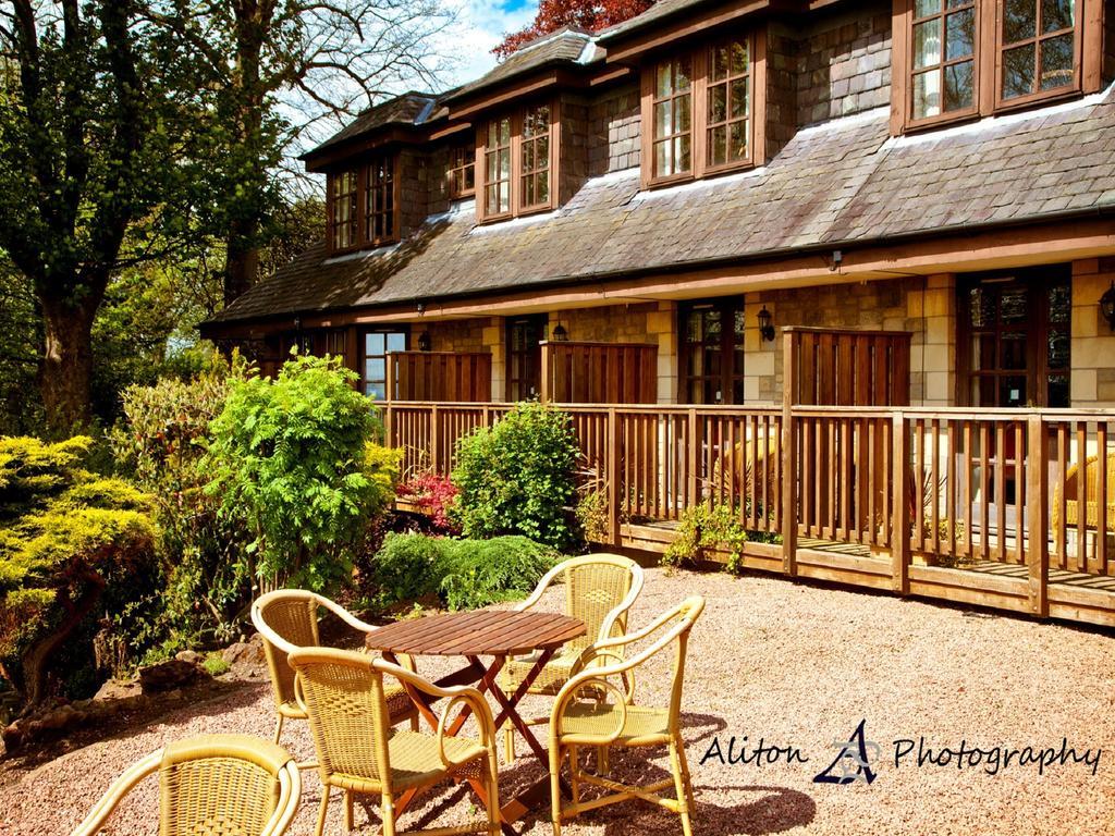 Old Manor Hotel Lundin Links Екстер'єр фото
